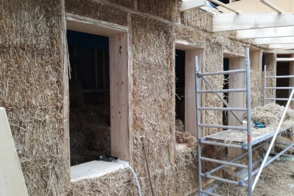 Denkmalerweiterung-mit-Strohballen-7 Denkmalerweiterung-mit-Strohballen-7